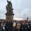Con el magn�fico grupo chileno en el Puente de Carlos de Praga el d�a 7 de octubre del 2015