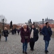 El 19 de Diciembre de 2018 con do�a Elsa y su marido Ibrahim con el Castillo de Praga