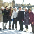 Amigas de Alcal� de Henares, enero de 2010 en Praga, delante del Puente de Carlos