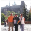 Con clientes en el Castillo de Praga septiembre 2008. Los clientes quienes estuvieron en Praga la primera semana de septiembre de este aňo y hicieron para mí una cosa enorme - me mandaron un regalo muy personal, por eso les doy la gracias muy grandes, se 