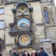El 19 de Diciembre de 2018 delante del Reloj Astron�mico con do�a Elsa, su marido Ibrahim, hija Elsa y hijo Omar, haciendo MI SE�AL - El !W!