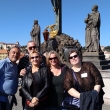 El 22 de Septiembre de 2019 con Don Xavier, su esposa y sus amigos - delante de la Calvaria mejorada hace pocos d�as por una linterna roja y un nuvo �guila dorado que a�n nadie conoce su sentido all�, al fondo se ve la Bas�lica de San Jordi en el Castillo