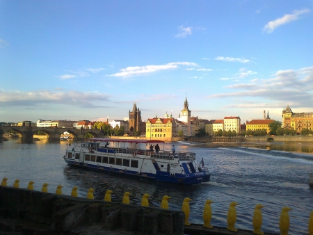 PASEO ROM�NTICO EN BARCO